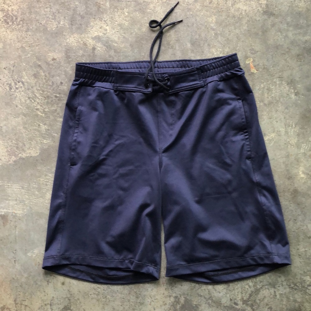Men’s workout shorts sz L navy